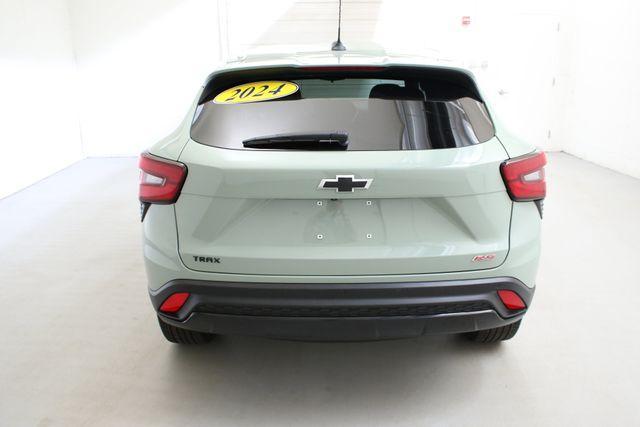 used 2024 Chevrolet Trax car, priced at $19,595