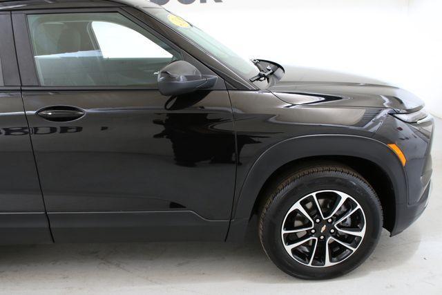 used 2024 Chevrolet TrailBlazer car, priced at $20,996
