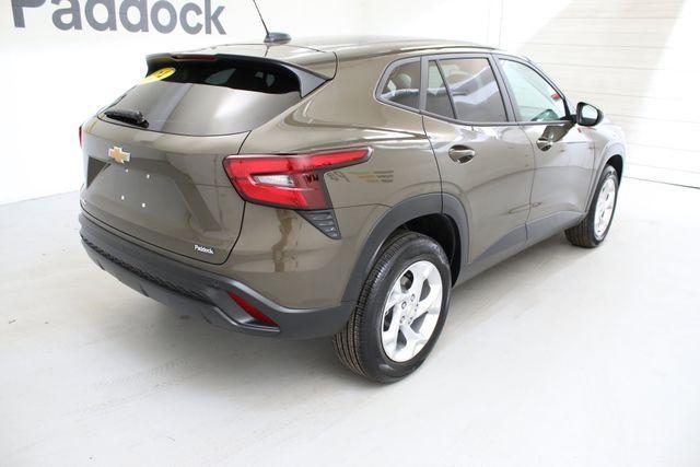 used 2024 Chevrolet Trax car, priced at $19,589