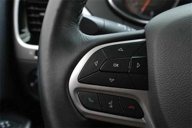 used 2019 Jeep Cherokee car, priced at $18,695