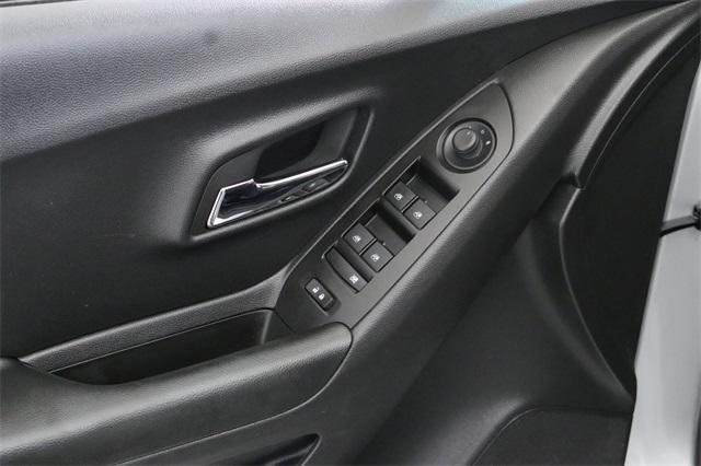 used 2022 Chevrolet Trax car, priced at $17,995