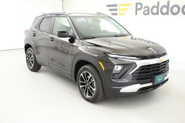used 2025 Chevrolet TrailBlazer car, priced at $24,396