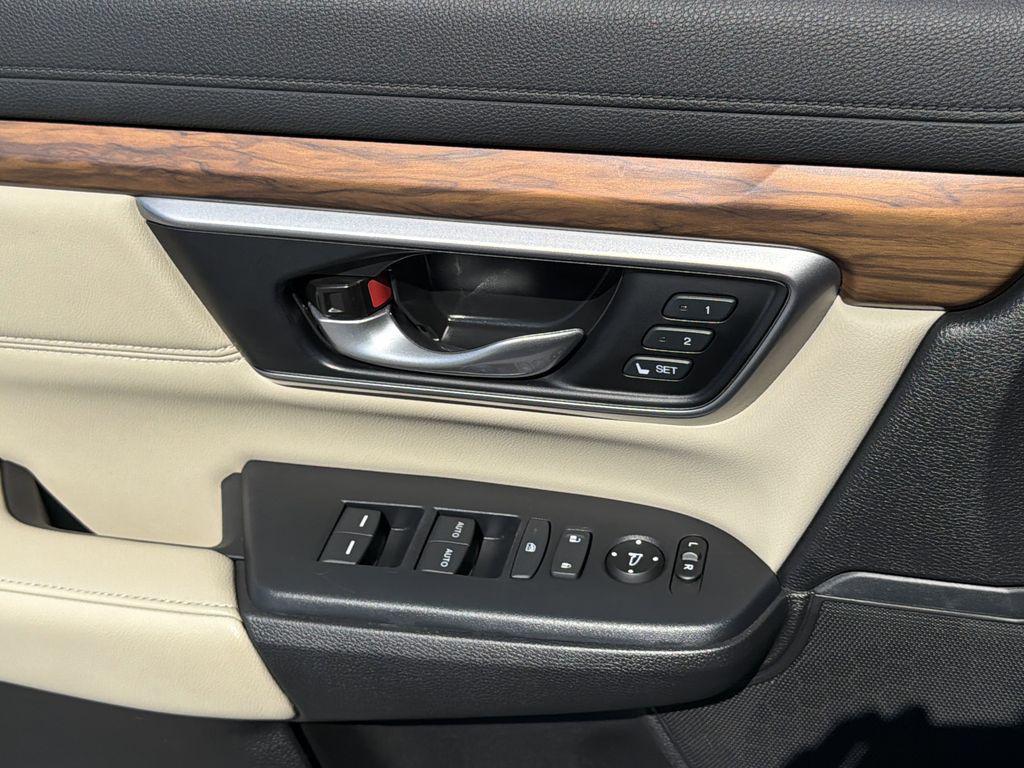 used 2021 Honda CR-V car, priced at $28,874