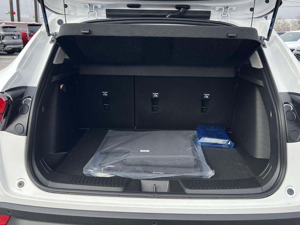 new 2026 Chevrolet Trax car, priced at $25,885