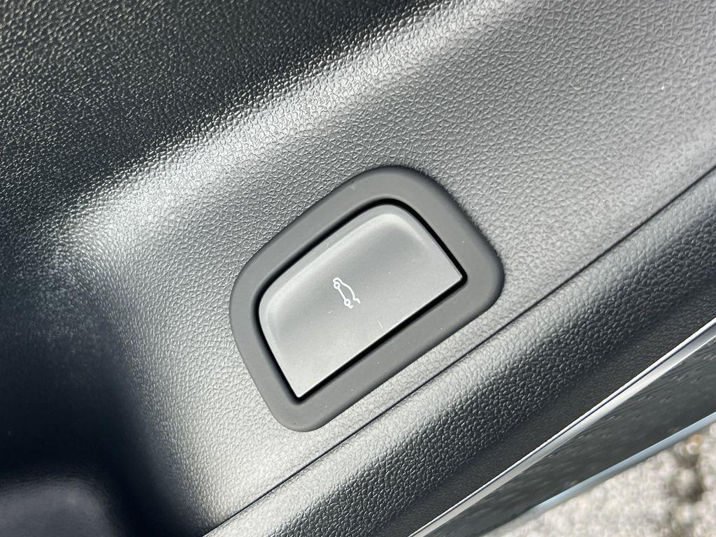 new 2026 Buick Enclave car, priced at $47,090