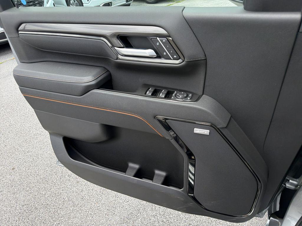 new 2026 GMC Sierra 2500 car, priced at $88,170
