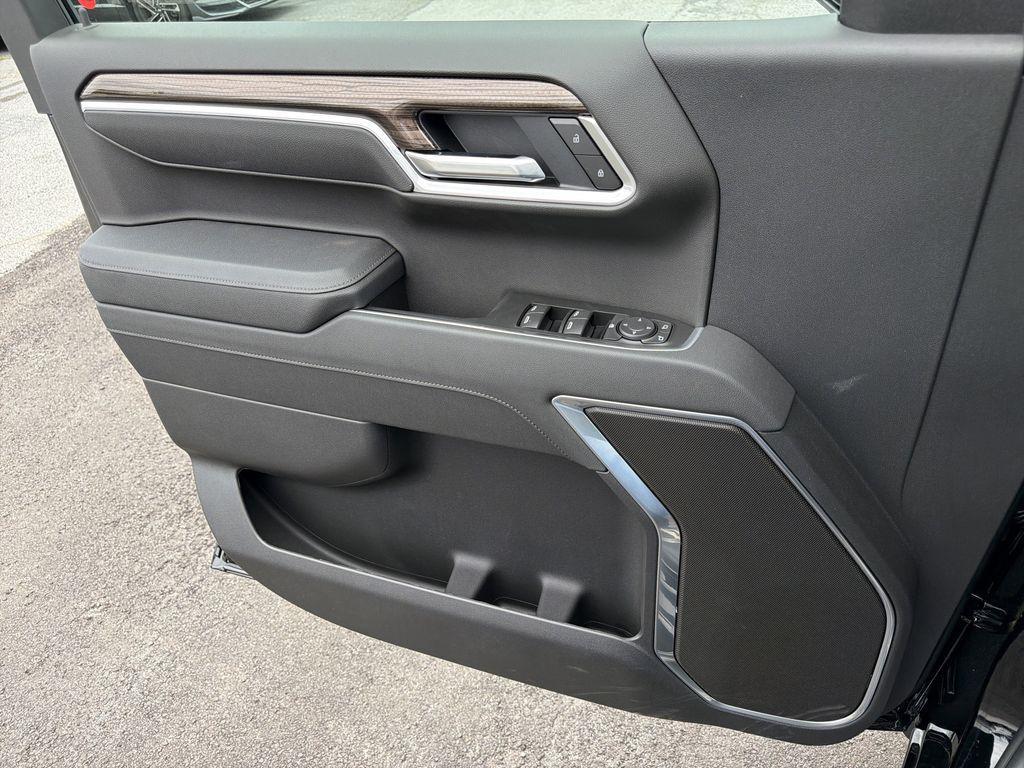 new 2026 Chevrolet Silverado 1500 car, priced at $47,255