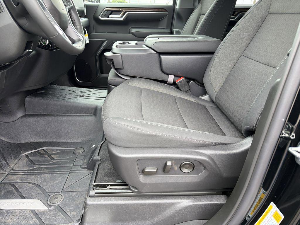 new 2026 Chevrolet Silverado 1500 car, priced at $47,255