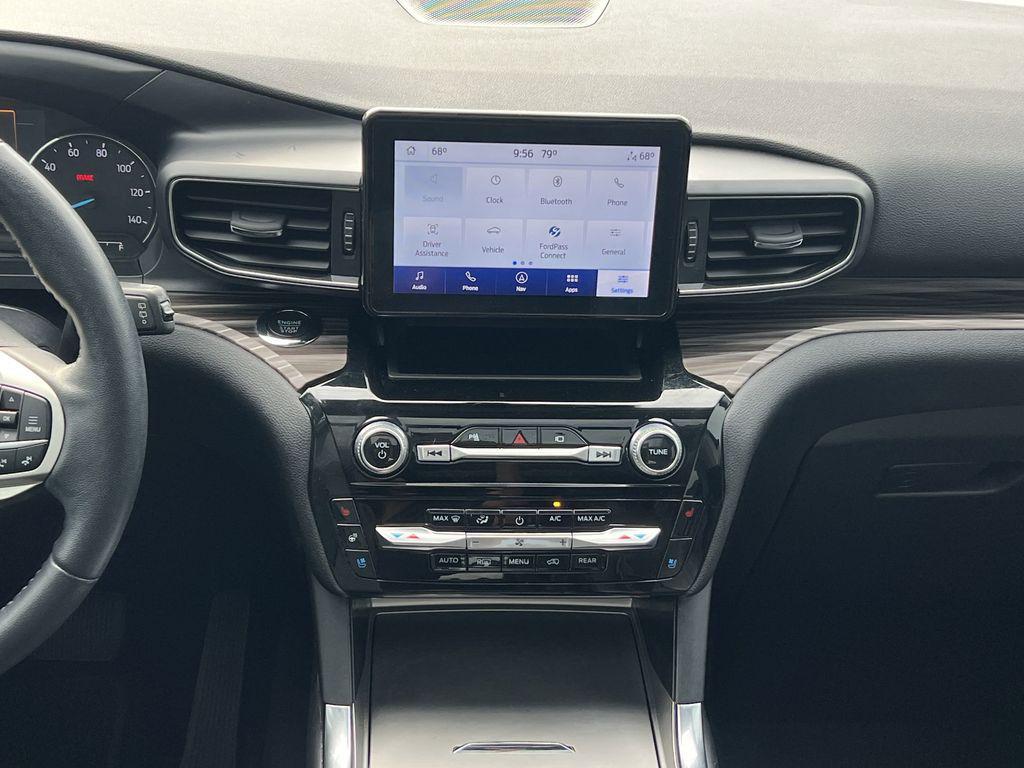 used 2022 Ford Explorer car, priced at $27,895