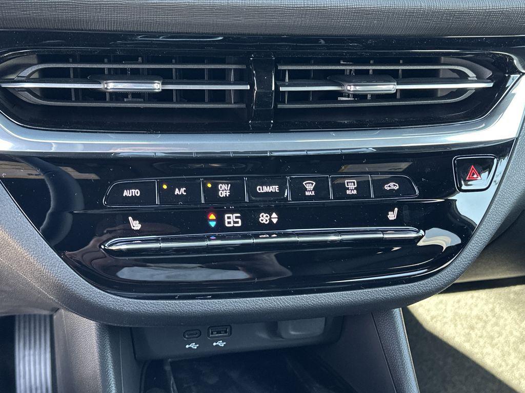 new 2026 Buick Envista car, priced at $32,205