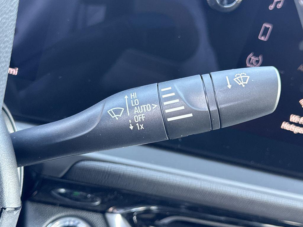 new 2026 Buick Envista car, priced at $32,205