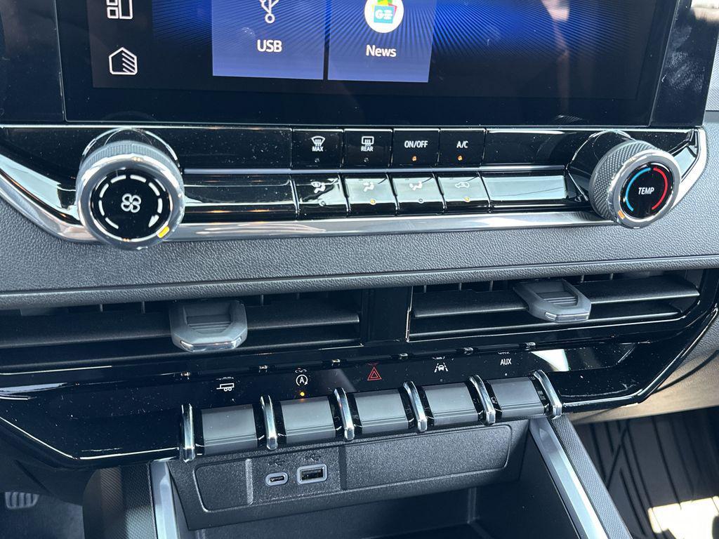 new 2026 Chevrolet Colorado car, priced at $30,237