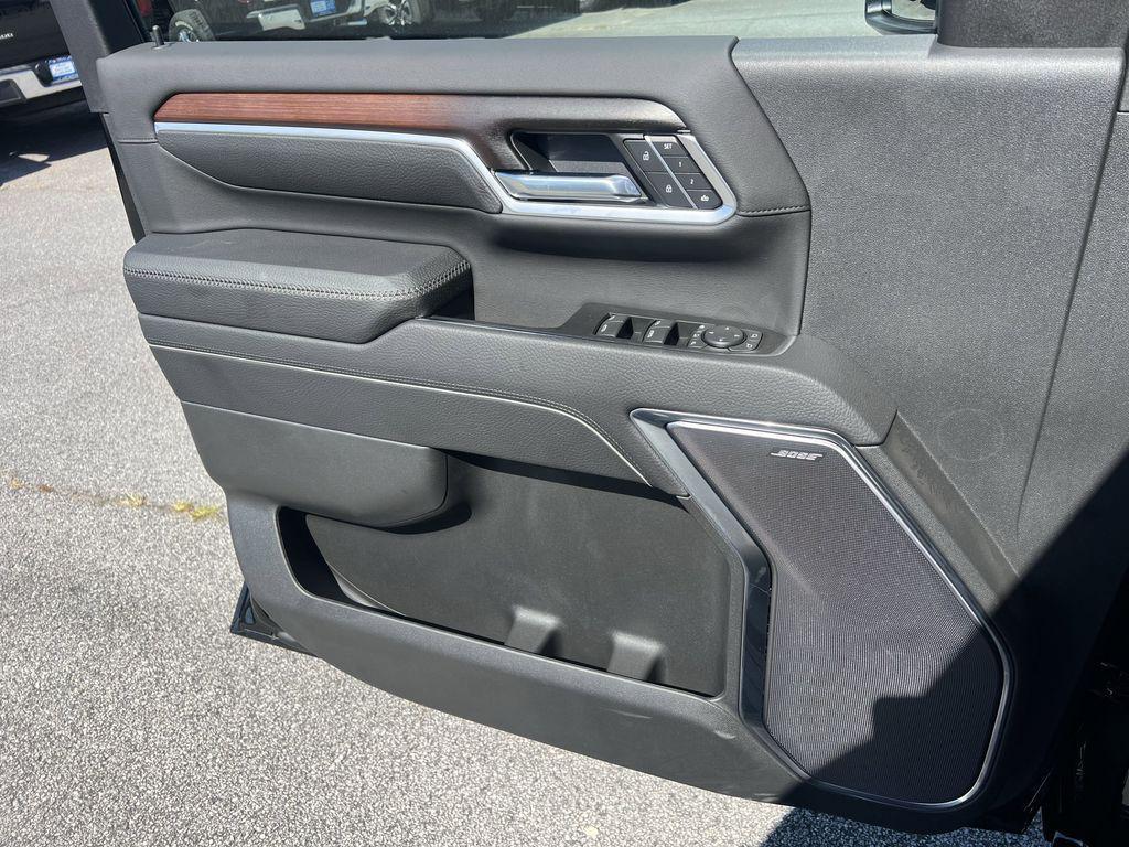 new 2025 GMC Sierra 2500 car, priced at $87,994