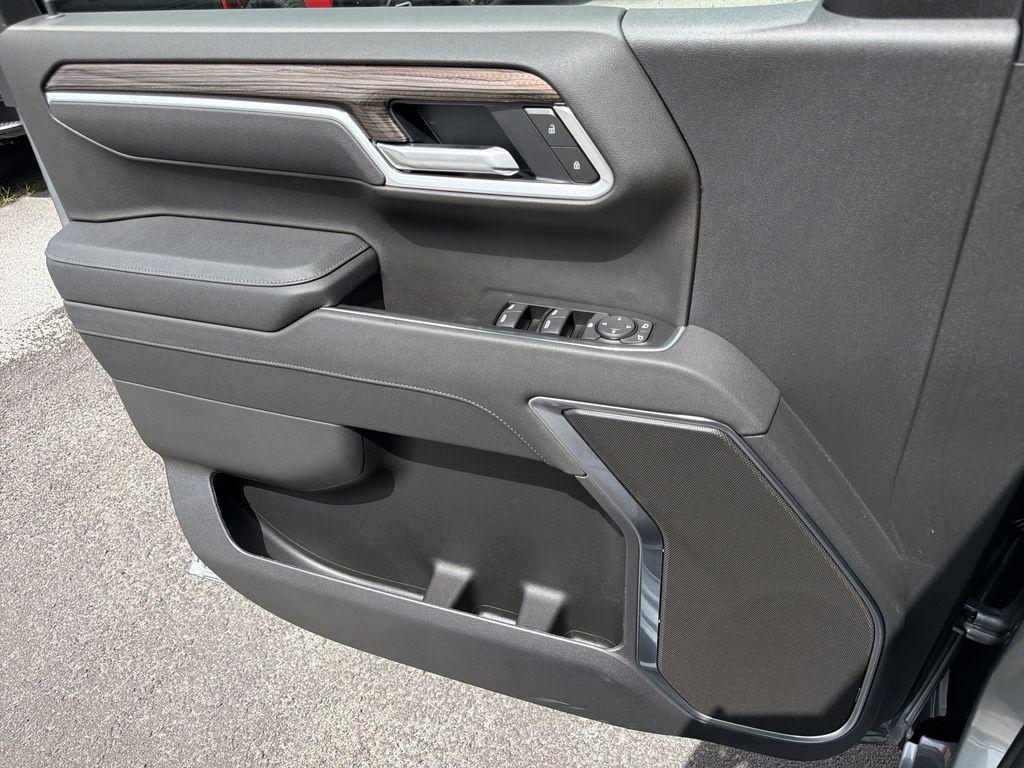 new 2026 Chevrolet Silverado 1500 car, priced at $47,255
