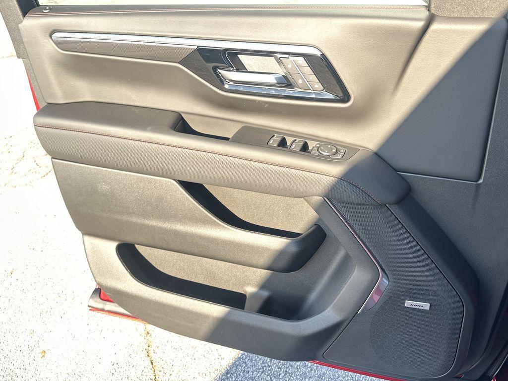 new 2026 Chevrolet Suburban car, priced at $91,980