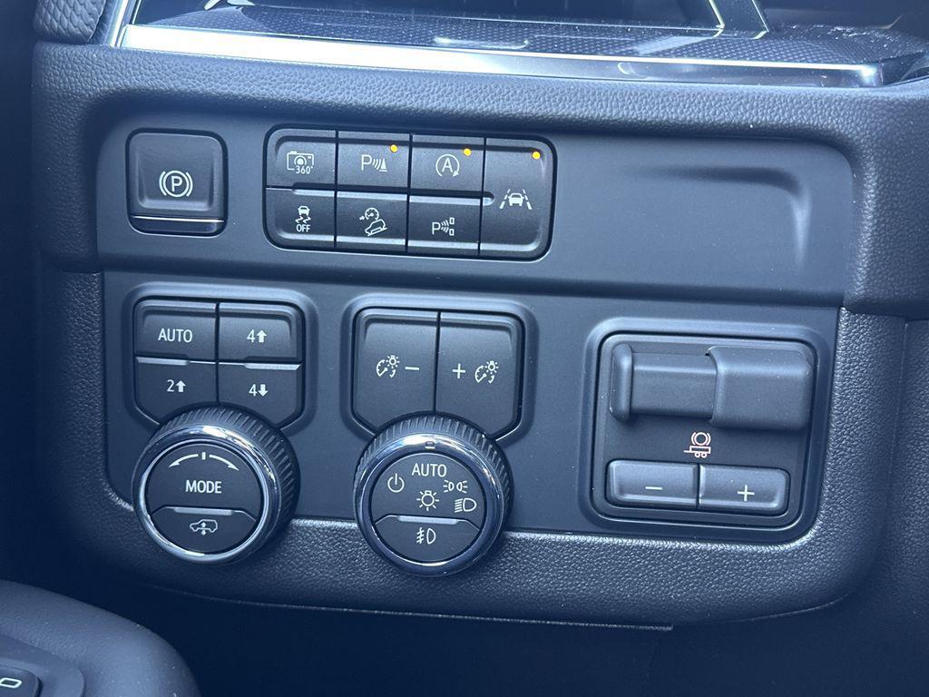 new 2026 Chevrolet Suburban car, priced at $91,980