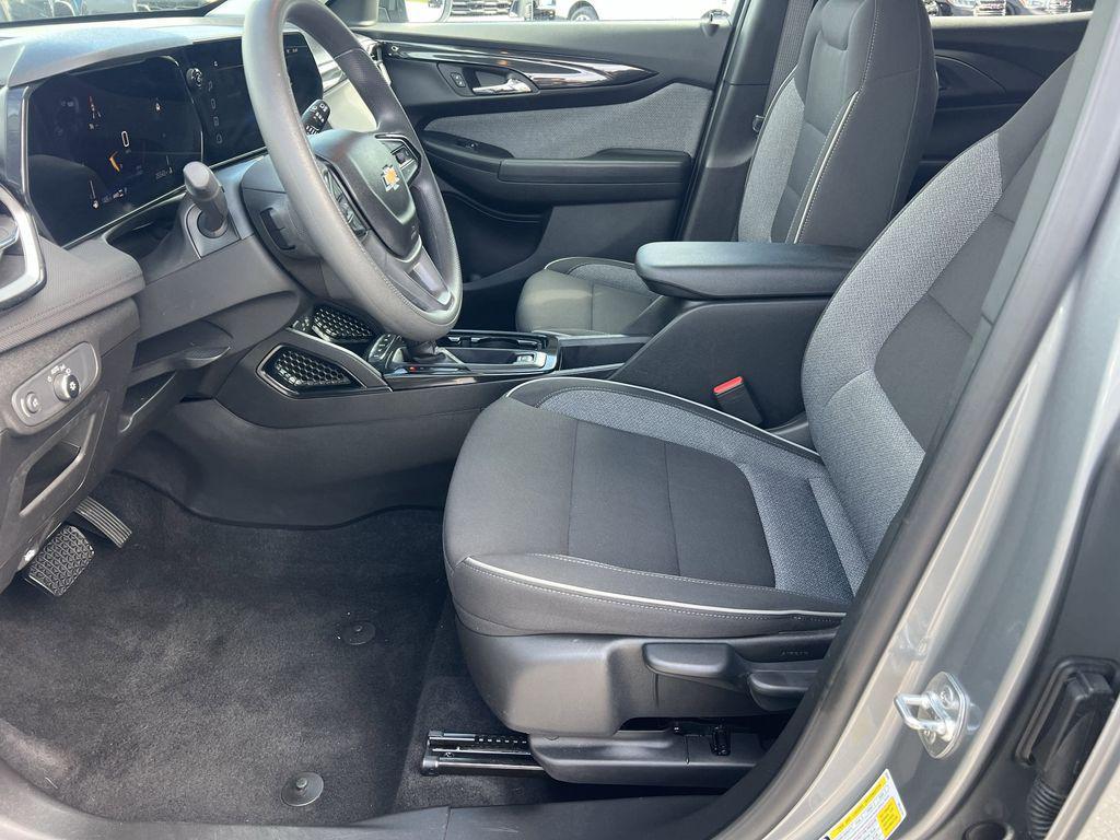 used 2025 Chevrolet TrailBlazer car, priced at $25,749
