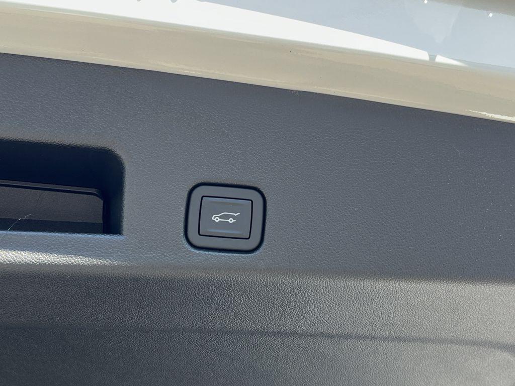 new 2026 Buick Enclave car, priced at $46,595