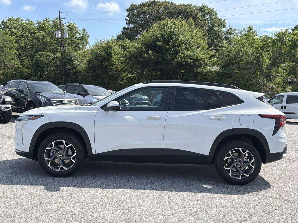 used 2025 Chevrolet Trax car, priced at $23,999