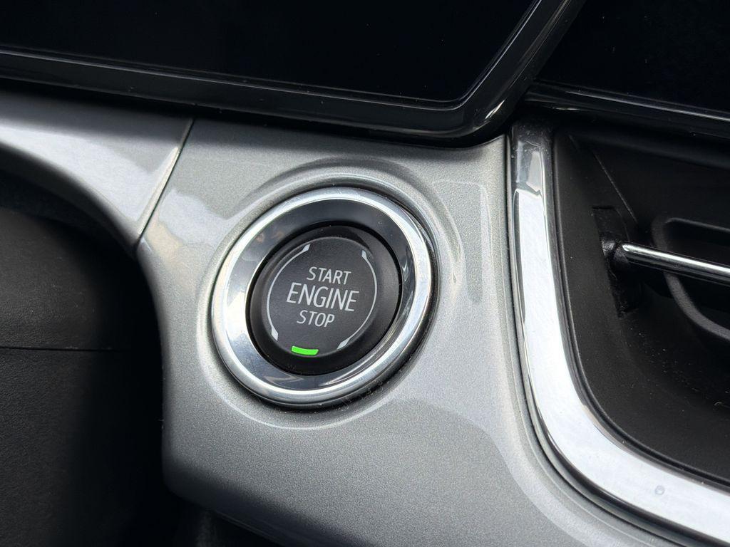 used 2025 Chevrolet Trax car, priced at $23,999
