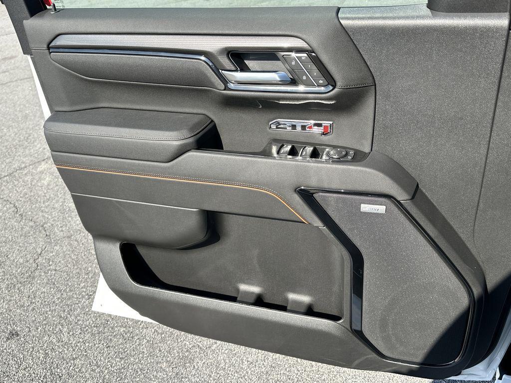 new 2026 GMC Sierra 1500 car, priced at $81,905