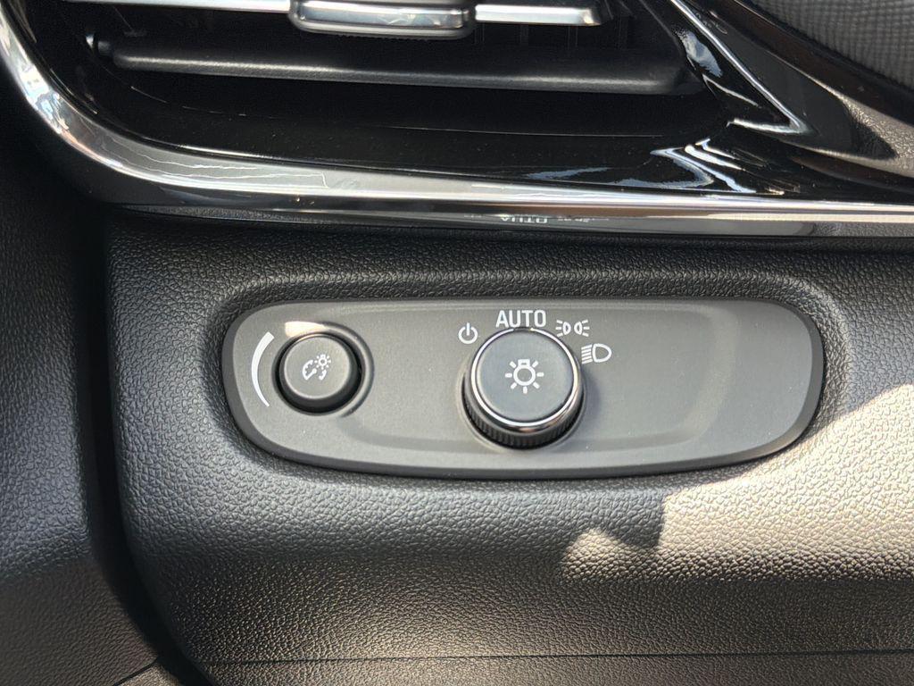 new 2026 Buick Envista car, priced at $34,665