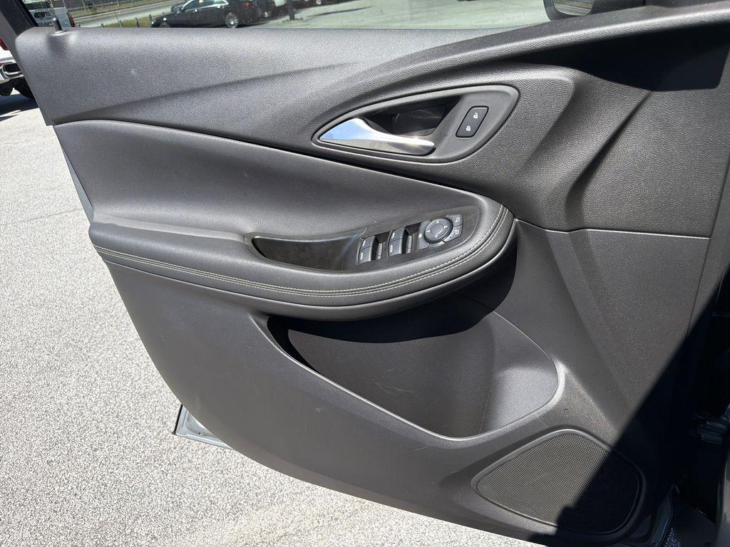 used 2026 Buick Encore GX car, priced at $24,999