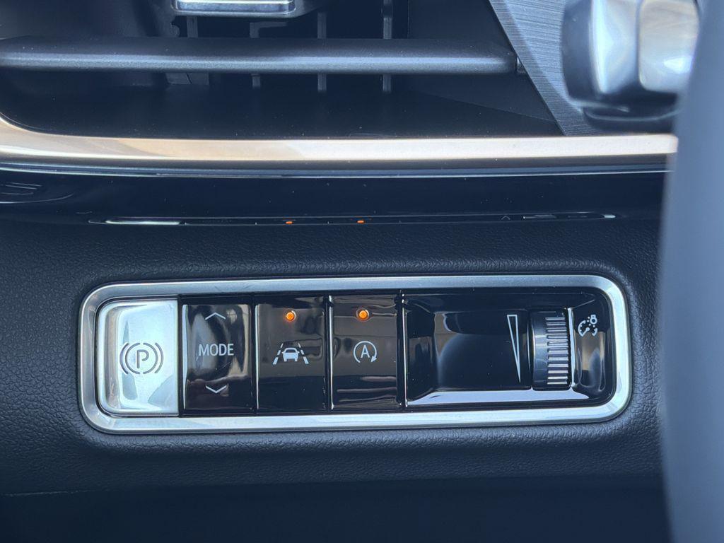 new 2026 Buick Envision car, priced at $52,195