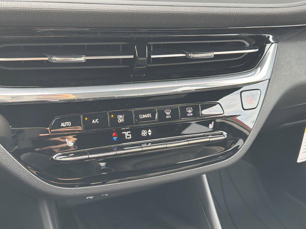new 2026 Buick Envista car, priced at $32,355