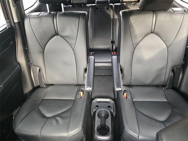 used 2021 Toyota Highlander car, priced at $28,900