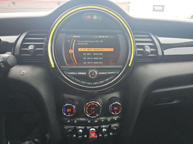 used 2021 MINI Hardtop car, priced at $16,500