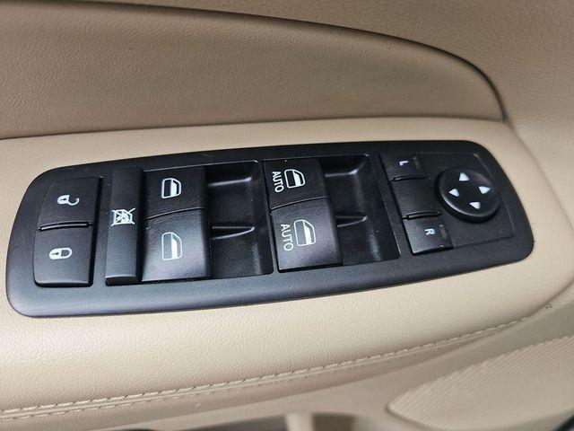 used 2018 Jeep Grand Cherokee car, priced at $17,900