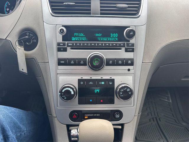 used 2009 Chevrolet Malibu Hybrid car, priced at $3,900