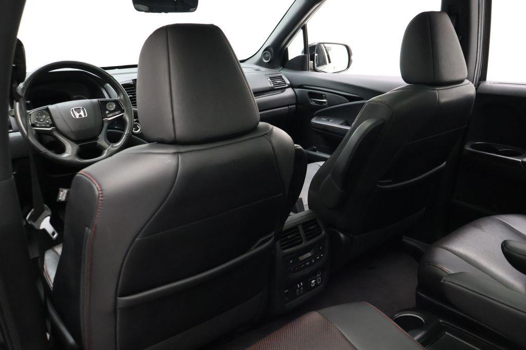 used 2020 Honda Pilot car, priced at $26,377