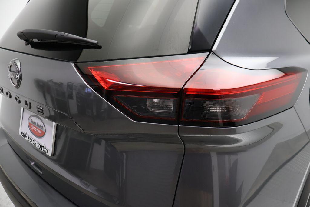 used 2025 Nissan Rogue car, priced at $18,957