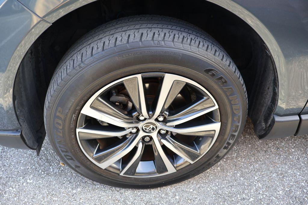 used 2022 Toyota Venza car, priced at $25,977