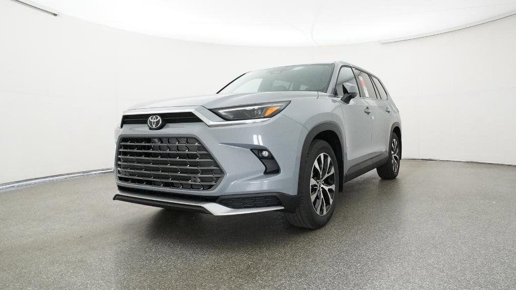 new 2026 Toyota Grand Highlander Hybrid car, priced at $62,452