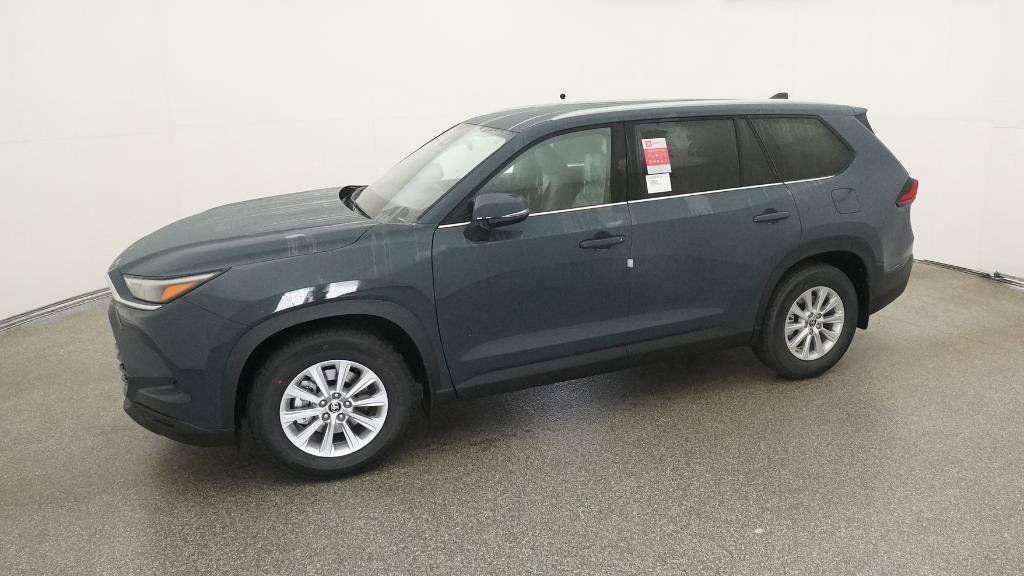 new 2026 Toyota Grand Highlander Hybrid car, priced at $49,735