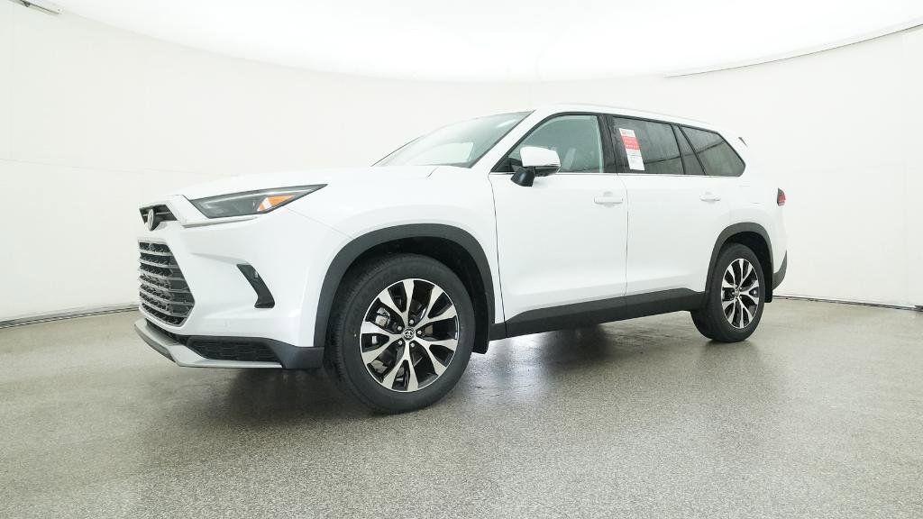 new 2026 Toyota Grand Highlander Hybrid car, priced at $61,939