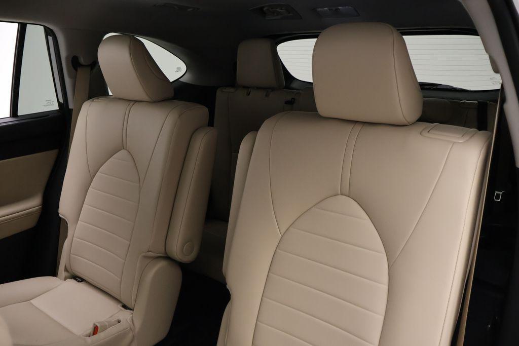 used 2024 Toyota Highlander Hybrid car, priced at $42,877