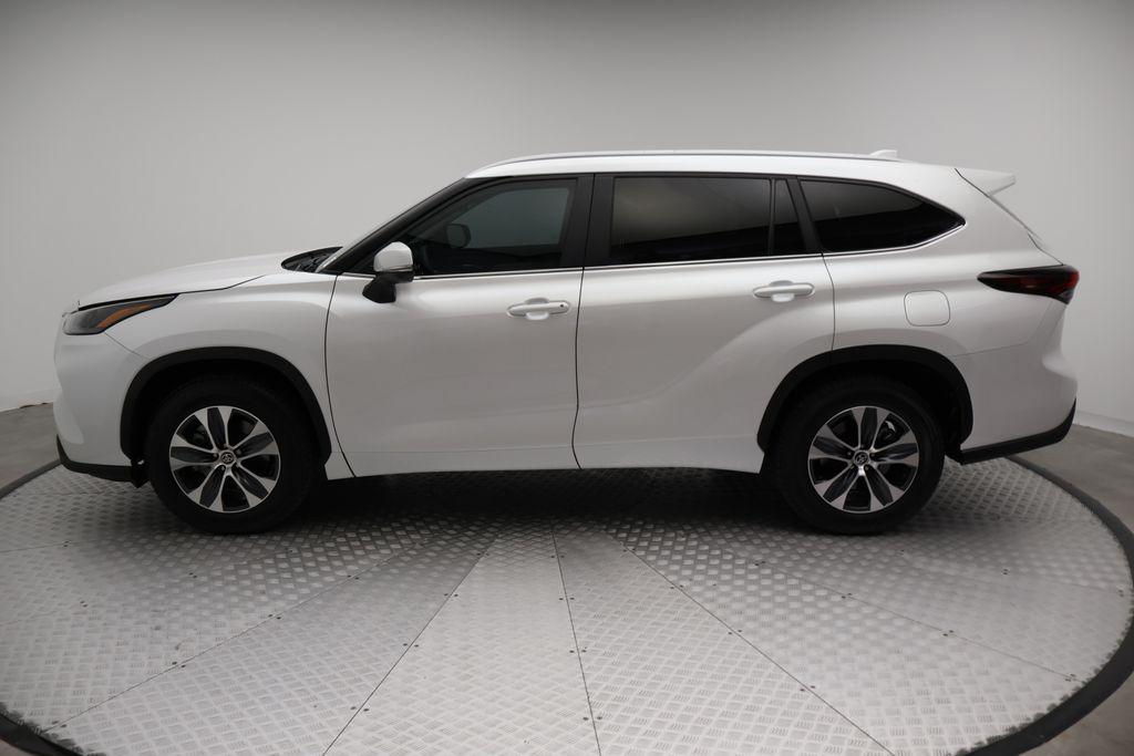 used 2024 Toyota Highlander Hybrid car, priced at $42,877