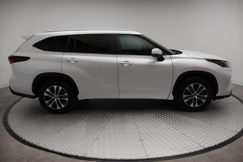 used 2024 Toyota Highlander Hybrid car, priced at $42,877
