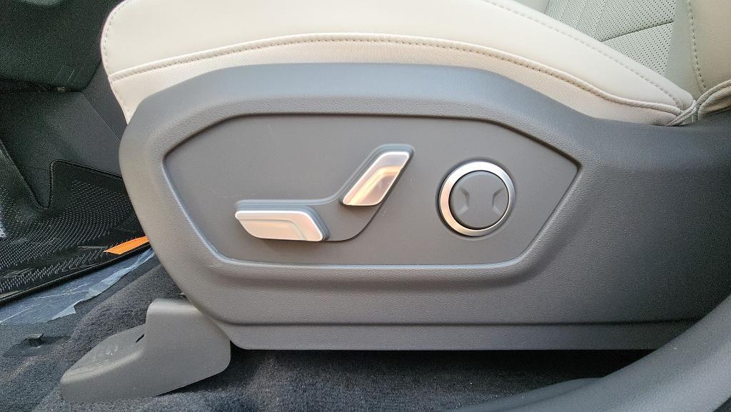 new 2026 Hyundai SANTA FE HEV car, priced at $40,417