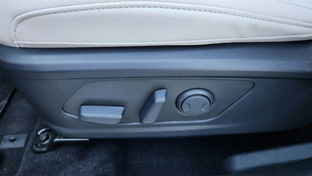 new 2026 Hyundai Tucson car, priced at $35,218