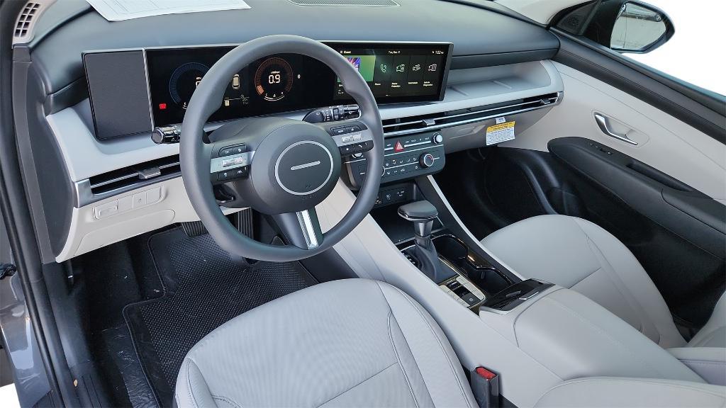 new 2026 Hyundai Tucson car, priced at $30,590