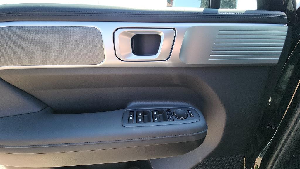 new 2026 Hyundai SANTA FE HEV car, priced at $39,737