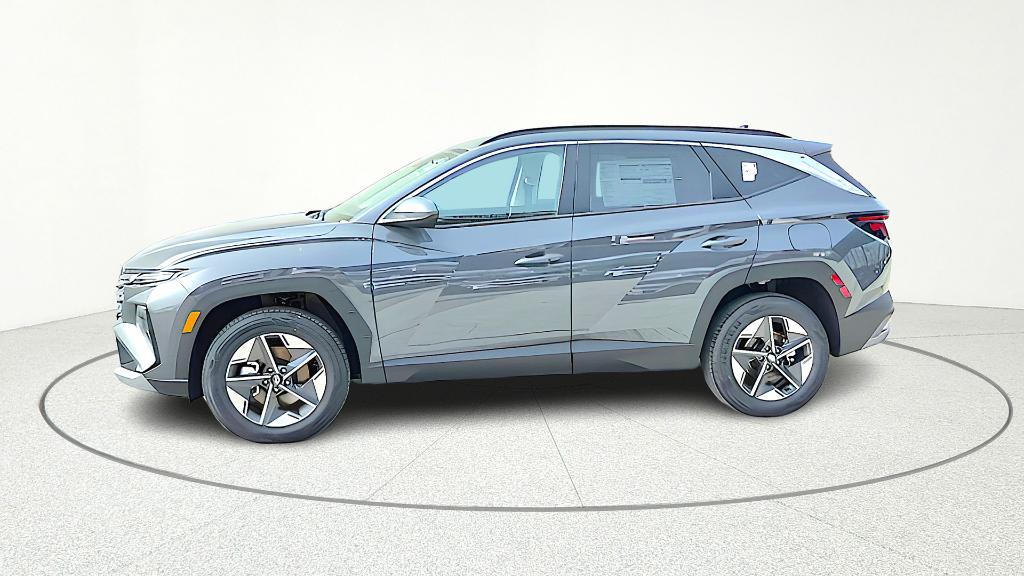 new 2026 Hyundai TUCSON Hybrid car, priced at $33,107