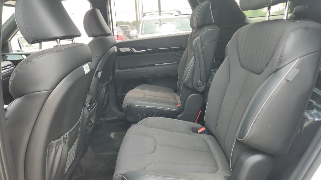 new 2025 Hyundai Palisade car, priced at $52,049