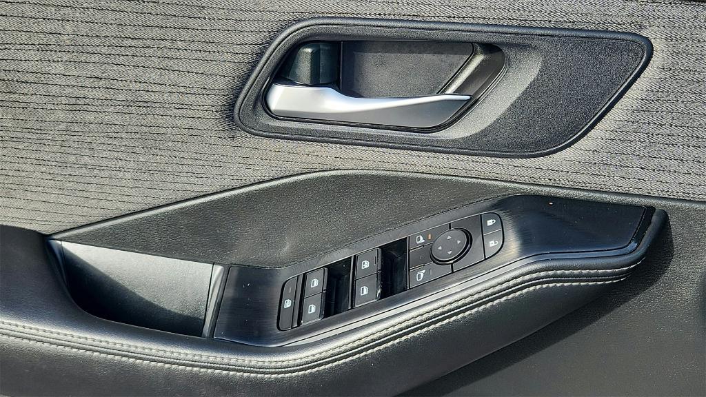 used 2023 Nissan Rogue car, priced at $19,599