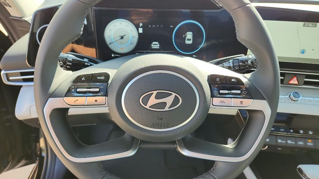 new 2025 Hyundai Elantra car, priced at $25,993